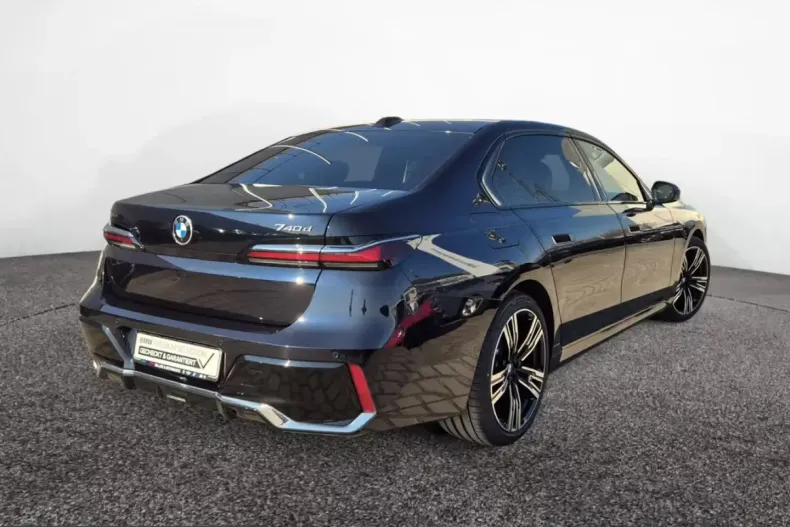 BMW 740 (Seria 7) din 2025 cu 25.853 km - oferta BMW217062 - foto 3