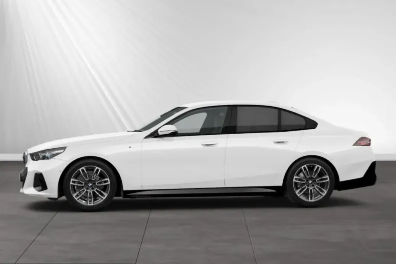 BMW 520 (Seria 5) din 2025 cu 9.700 km - oferta BMW217065 - foto 4