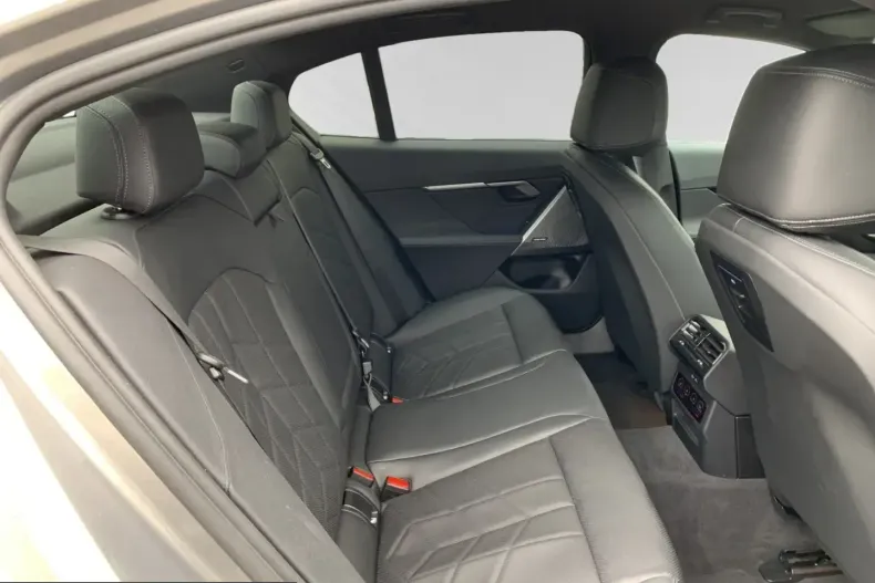 BMW 520 (Seria 5) din 2025 cu 24.820 km - oferta BMW217067 - foto 11