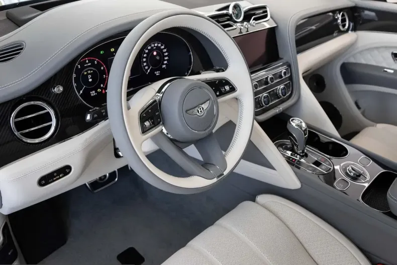 Bentley Bentayga din 2025 cu 11.500 km - oferta BEN217079 - foto 6