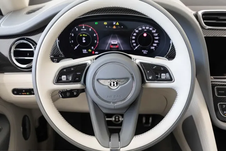 Bentley Bentayga din 2025 cu 11.500 km - oferta BEN217079 - foto 11