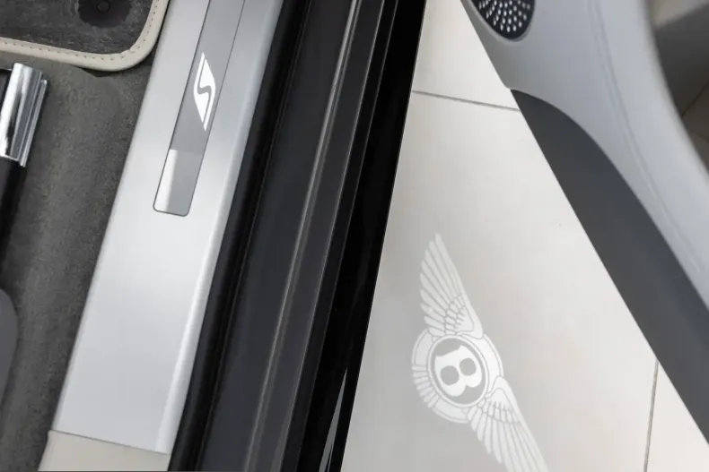 Bentley Bentayga din 2025 cu 11.500 km - oferta BEN217079 - foto 21