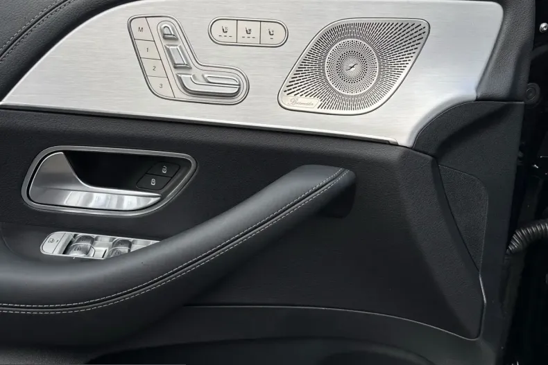 Mercedes-Benz GLE 53 AMG (Clasa GLE) din 2025 cu 32.298 km - oferta MER217081 - foto 7