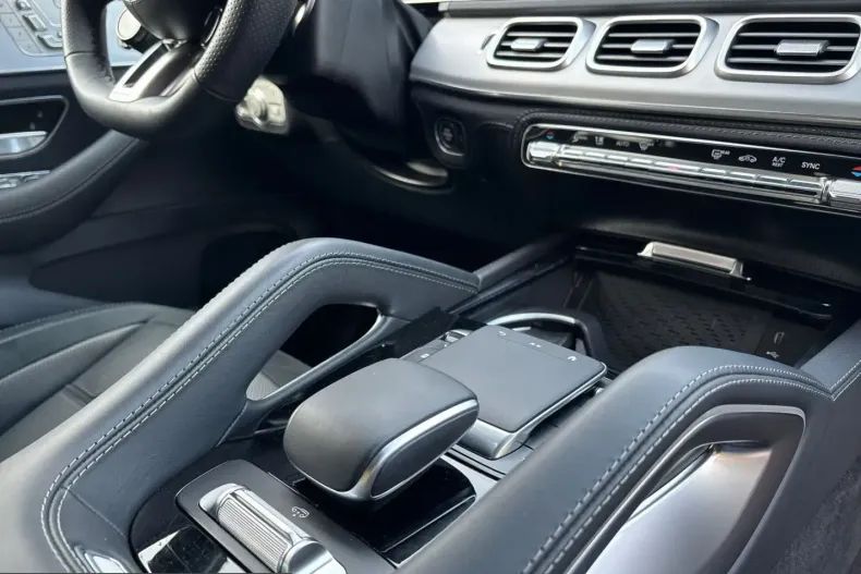 Mercedes-Benz GLE 53 AMG (Clasa GLE) din 2025 cu 32.298 km - oferta MER217081 - foto 11