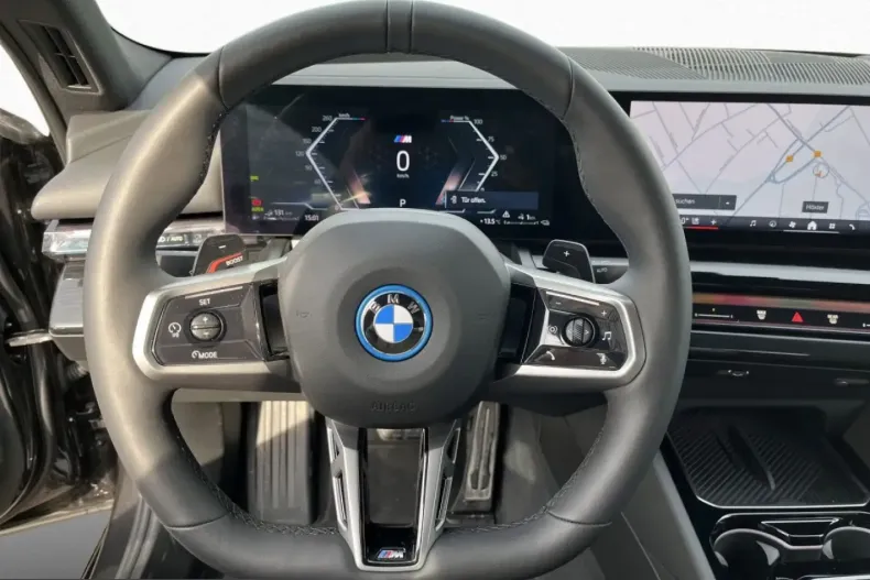 BMW 550 (Seria 5) din 2025 cu 24.428 km - oferta BMW217082 - foto 12