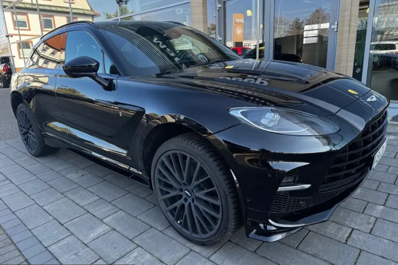 Aston Martin DBX din 2024 cu 22.500 km - oferta AST217093 - foto 1