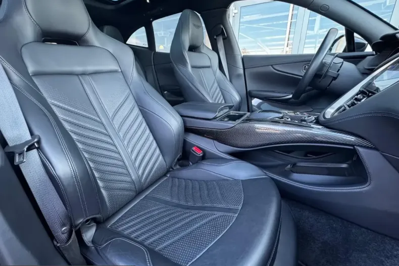 Aston Martin DBX din 2024 cu 22.500 km - oferta AST217093 - foto 18