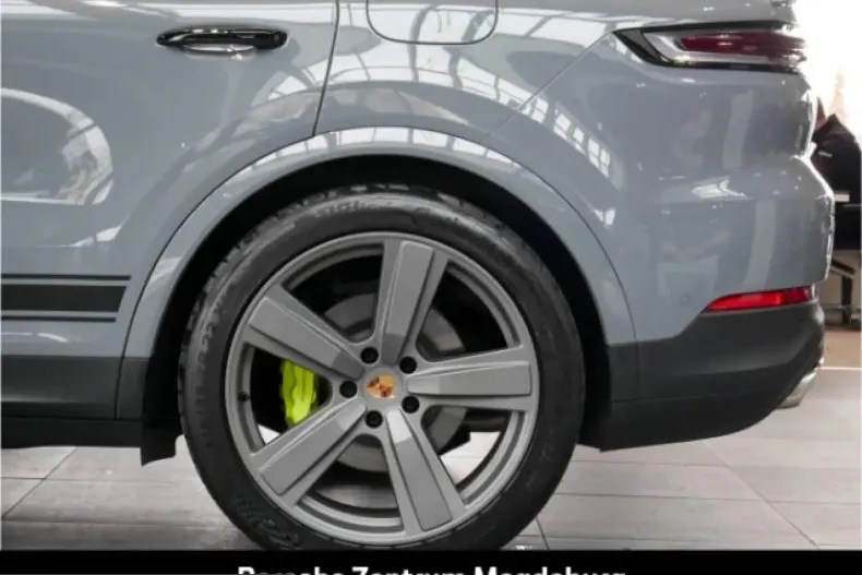 Porsche Cayenne din 2024 cu 27.290 km - oferta POR217097 - foto 13