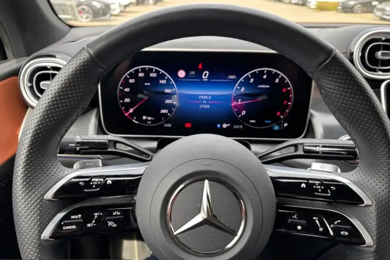 Mercedes-Benz GLC 200 (Clasa GLC) din 2025 cu 18.000 km - oferta MER217108 - foto 10