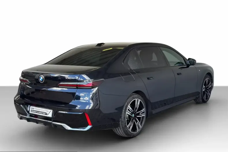 BMW 740 (Seria 7) din 2025 cu 26.176 km - oferta BMW217109 - foto 1