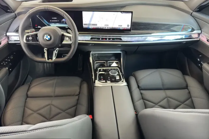 BMW 740 (Seria 7) din 2025 cu 26.176 km - oferta BMW217109 - foto 7