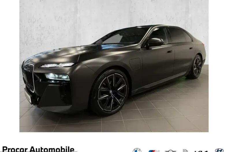 BMW 750 (Seria 7) din 2024 cu 69.400 km - oferta BMW217126 - foto 2
