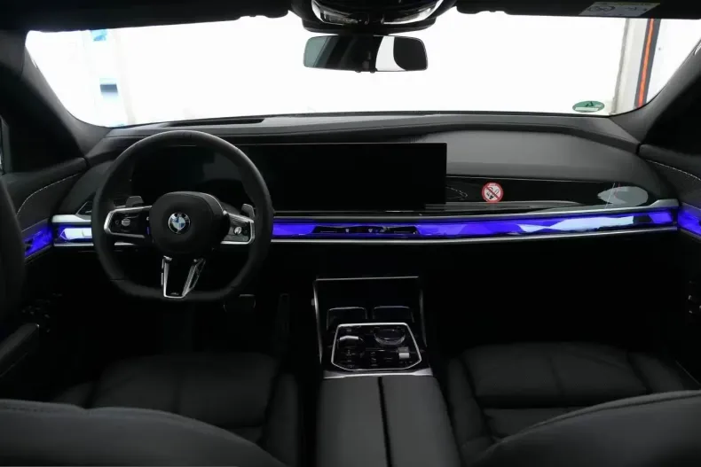 BMW 740 (Seria 7) din 2025 cu 5.052 km - oferta BMW217131 - foto 7