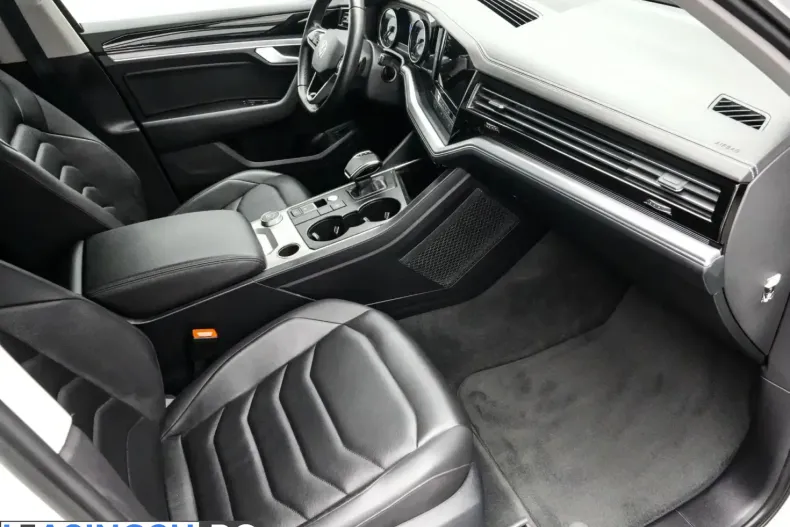 Volkswagen Touareg din 2022 cu 80.000 km - oferta VOL217132 - foto 12