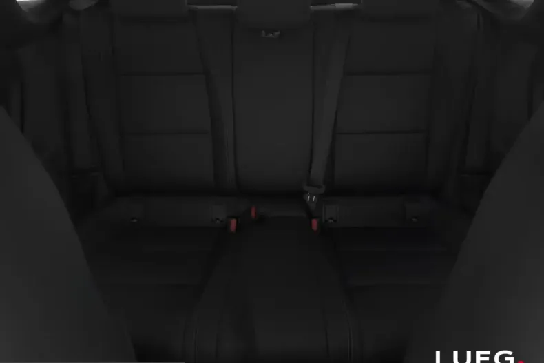 Mercedes-Benz CLA 180 (Clasa CLA) din 2026 cu 7.877 km - oferta MER217136 - foto 5