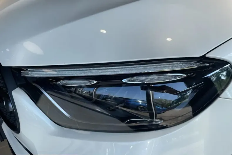 Mercedes-Benz GLC 220 (Clasa GLC) din 2023 cu 96.431 km - oferta MER217140 - foto 3