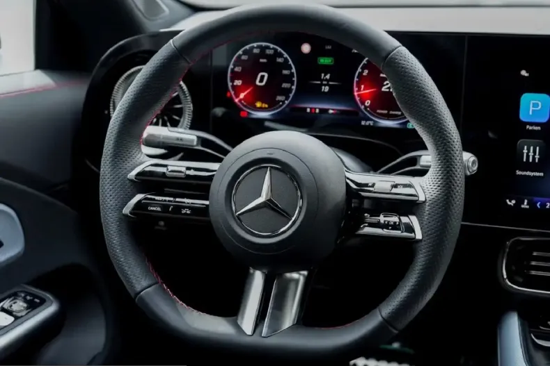 Mercedes-Benz CLA 200 (Clasa CLA) din 2026 cu 7.877 km - oferta MER217141 - foto 8