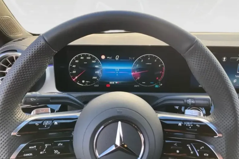 Mercedes-Benz CLA 180 (Clasa CLA) din 2026 cu 9.800 km - oferta MER217143 - foto 11