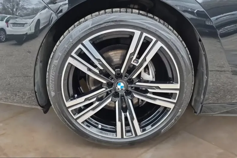 BMW 740 (Seria 7) din 2025 cu 29.995 km - oferta BMW217159 - foto 17