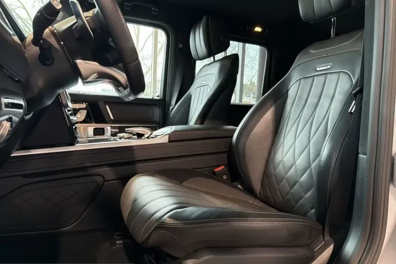 Mercedes-Benz G 63 AMG (Clasa G) din 2023 cu 14.987 km - oferta MER217165 - foto 9