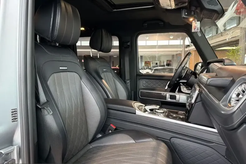 Mercedes-Benz G 63 AMG (Clasa G) din 2023 cu 14.987 km - oferta MER217165 - foto 12