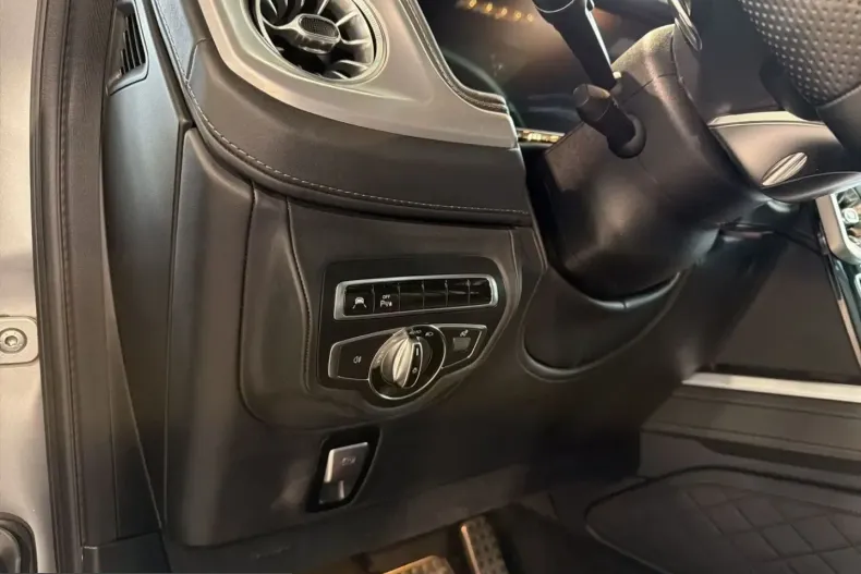Mercedes-Benz G 63 AMG (Clasa G) din 2023 cu 14.987 km - oferta MER217165 - foto 14