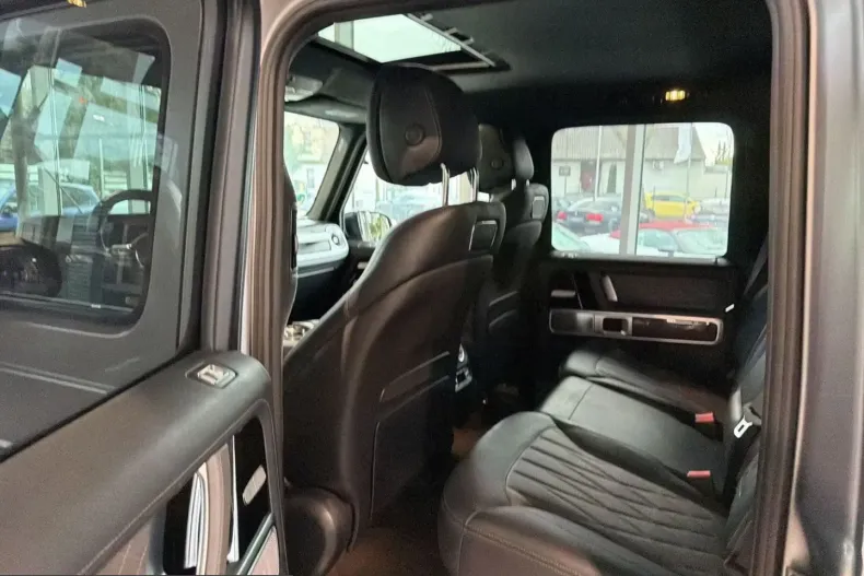 Mercedes-Benz G 63 AMG (Clasa G) din 2023 cu 14.987 km - oferta MER217165 - foto 15