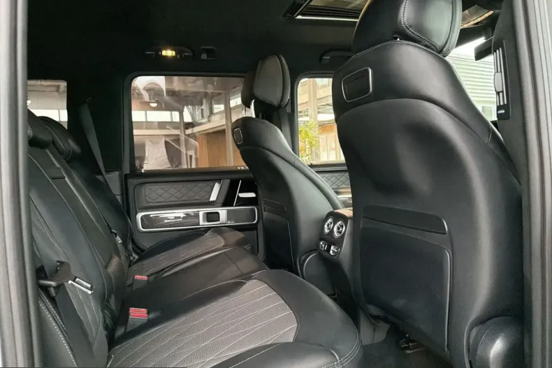 Mercedes-Benz G 63 AMG (Clasa G) din 2023 cu 14.987 km - oferta MER217165 - foto 17