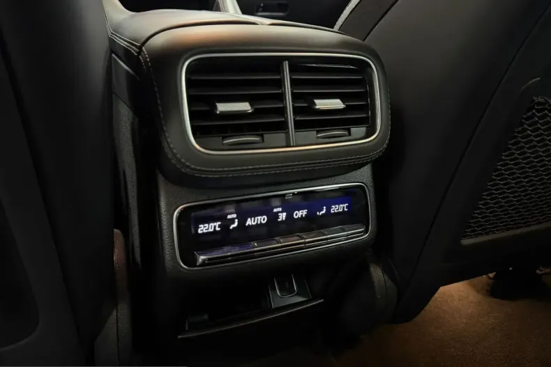 Mercedes-Benz GLE 580 (Clasa GLE) din 2021 cu 82.730 km - oferta MER217168 - foto 19