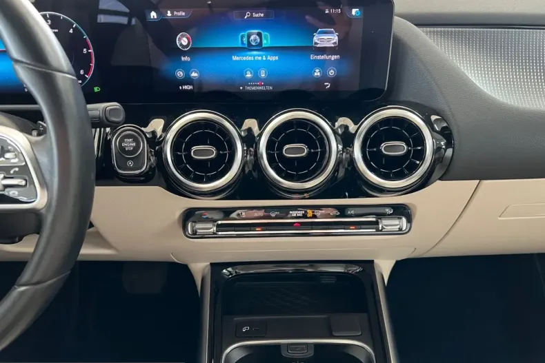 Mercedes-Benz GLA 180 (Clasa GLA) din 2023 cu 64.725 km - oferta MER217172 - foto 33