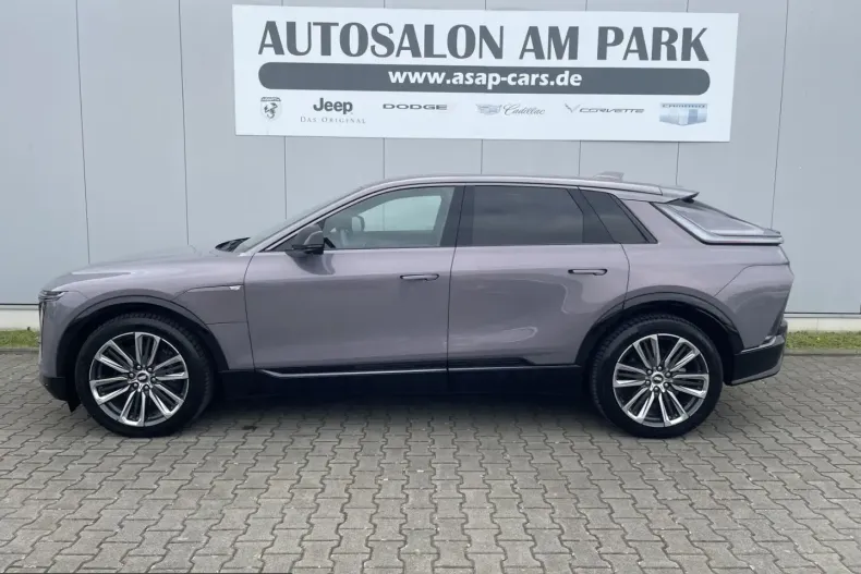 Cadillac Lyriq din 2024 cu 11.422 km - oferta CAD217175 - foto 3