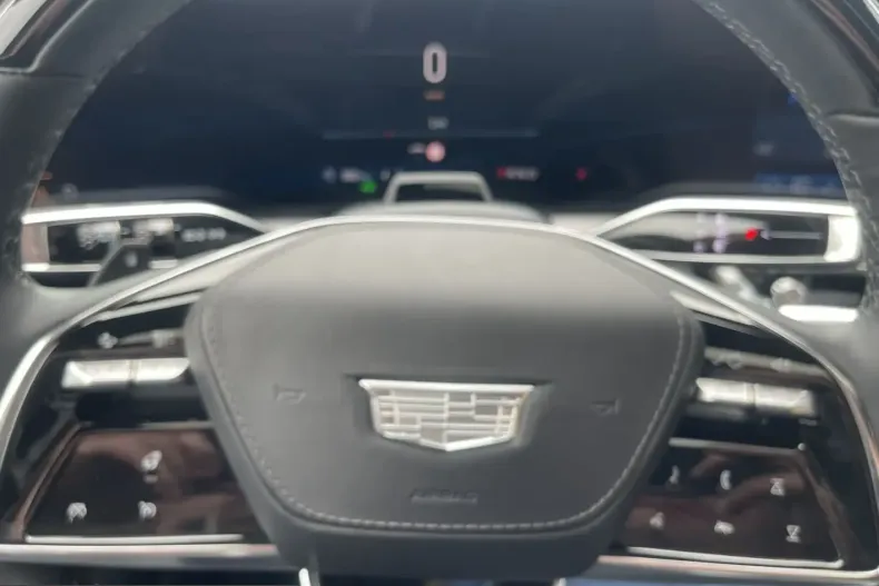 Cadillac Lyriq din 2024 cu 11.422 km - oferta CAD217175 - foto 21