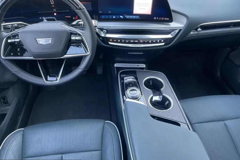 Cadillac Lyriq din 2024 cu 19.618 km - oferta CAD217177 - foto 8