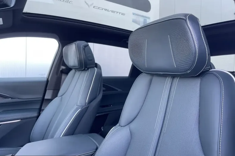 Cadillac Lyriq din 2024 cu 19.618 km - oferta CAD217177 - foto 10