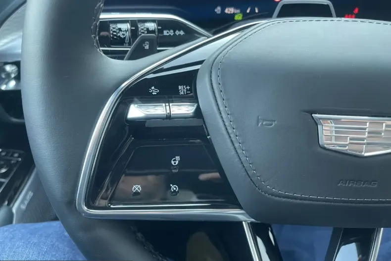 Cadillac Lyriq din 2024 cu 19.618 km - oferta CAD217177 - foto 20