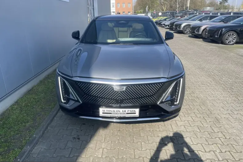 Cadillac Lyriq din 2025 cu 24.540 km - oferta CAD217178 - foto 2