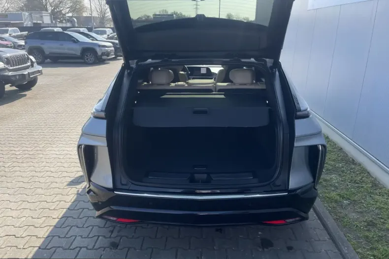 Cadillac Lyriq din 2025 cu 24.540 km - oferta CAD217178 - foto 5