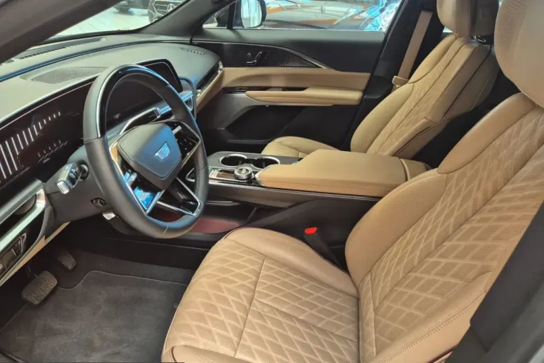 Cadillac Lyriq din 2025 cu 17.000 km - oferta CAD217189 - foto 8