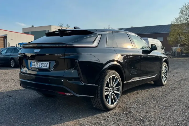 Cadillac Lyriq din 2025 cu 17.000 km - oferta CAD217190 - foto 5
