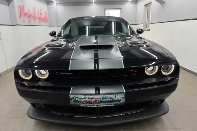 Dodge Challenger din 2022 cu 11.878 km - oferta DOD217191 - foto 1