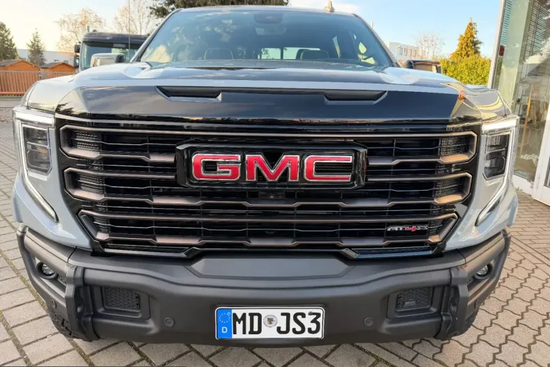 GMC Sierra din 2025 cu 6.000 km - oferta GMC217195 - foto 2