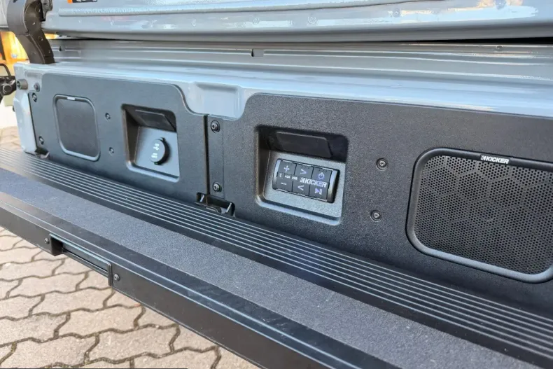 GMC Sierra din 2025 cu 6.000 km - oferta GMC217195 - foto 9