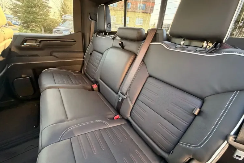 GMC Sierra din 2025 cu 6.000 km - oferta GMC217195 - foto 17