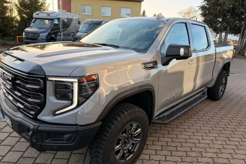 GMC Sierra din 2025 cu 6.000 km - oferta GMC217195 - foto 36