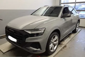 Audi Q8 din 2022 - oferta AUD217198