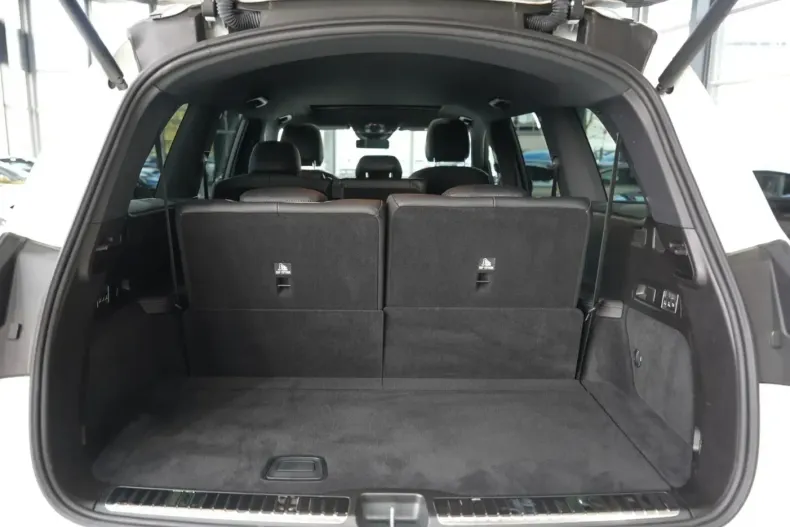 Mercedes-Benz GLS 580 (Clasa GLS) din 2023 cu 18.318 km - oferta MER217210 - foto 30
