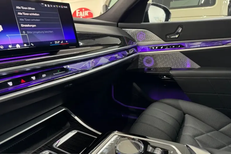 BMW 740 (Seria 7) din 2024 cu 19.161 km - oferta BMW217214 - foto 17