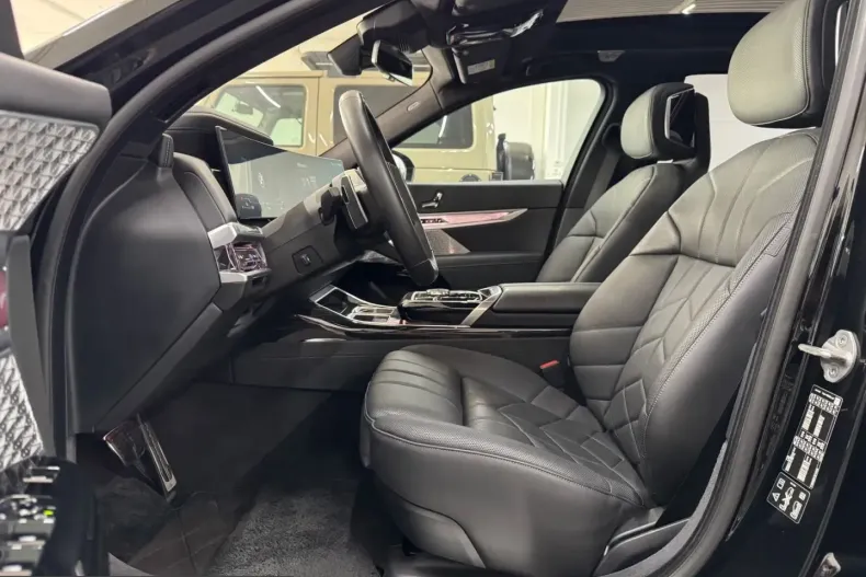 BMW 740 (Seria 7) din 2024 cu 19.161 km - oferta BMW217214 - foto 20