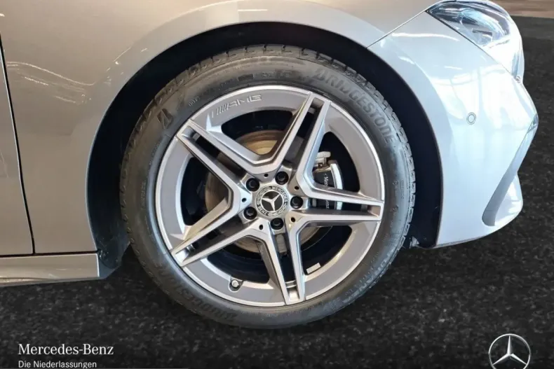 Mercedes-Benz CLA 180 (Clasa CLA) din 2025 cu 22.419 km - oferta MER217215 - foto 6