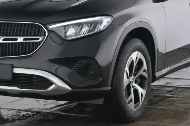 Mercedes-Benz GLC 300 (Clasa GLC) din 2025 cu 19.046 km - oferta MER217226 - foto 3